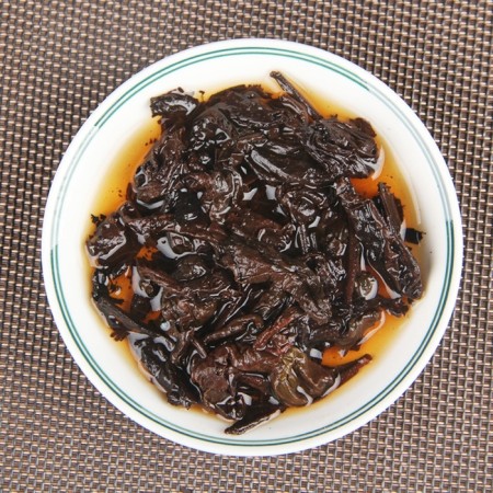 Chinese sustained black tea "Shu puer. Old dates", 250 g, 2019, Yunnan, brick-2
