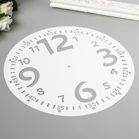 Plastic stencil "Watch with large numbers" D-25 cm-1