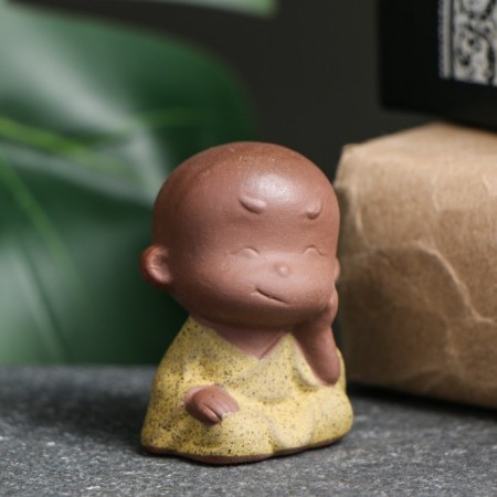 Figure "Mini Buddha" 4.5x3cm mix-9