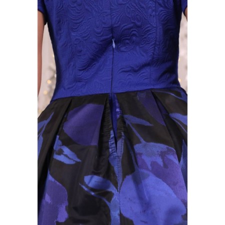 Women's dress, size 42-8