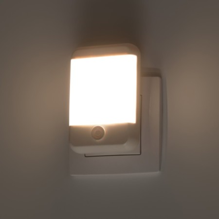 Non-ladder LED NN-624-SW-W into a socket with a switch, white color-1