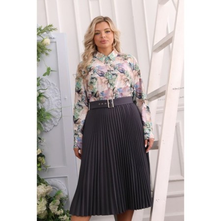 Women's dress, size 60-6