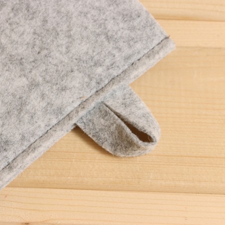 Mitten for the bath "Economy", felt, light gray-1
