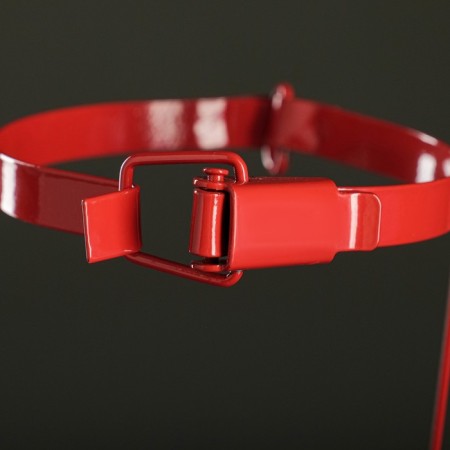 Transport bracket for a TV2 fire extinguisher with a metal latch, diameter 11 cm-2