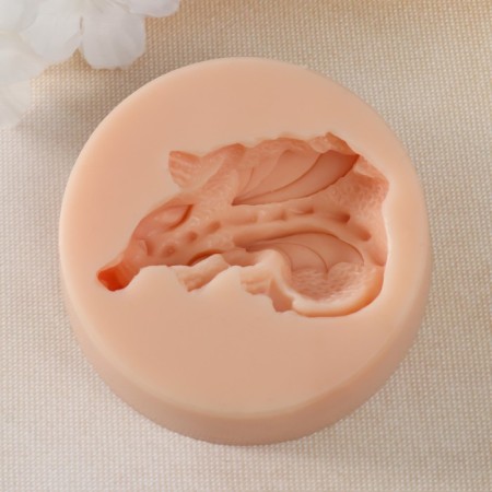 Mold Silicon "Dragon" 5.7x3.6x2.4 cm-4