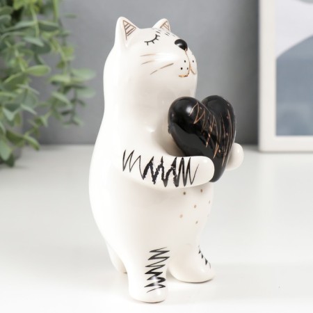 Souvenir Ceramics "Cat with heart" White-black with gold 15x8.2x7.8 cm 6436041-1
