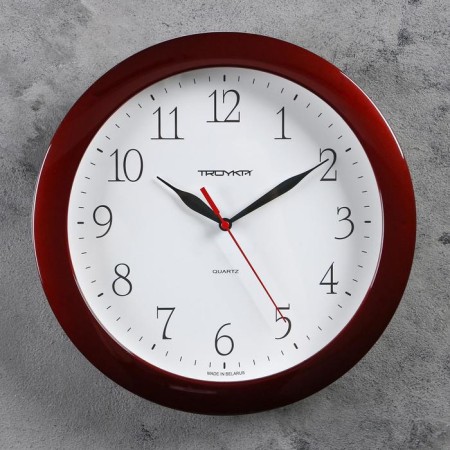 Wall clock, series: classic, d = 29 cm, brown rim