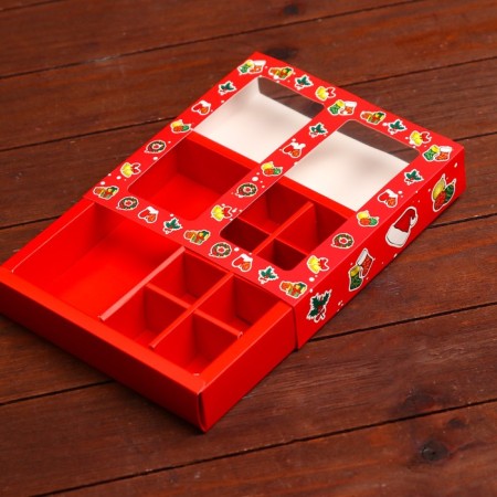 Box for sweets, 8 sweets and chocolate, 17.7 x 17.7 x 3.8 cm "Christmas tree toys"-3