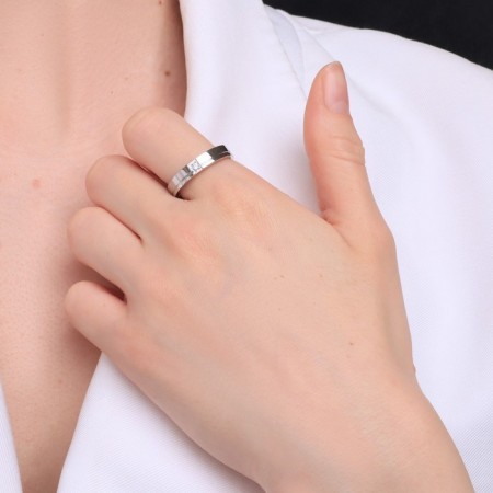 Ring Xuping halo, white color in silver, size 17-1