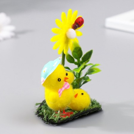 Easter souvenir "Tsypa and chicken on the lawn with dandelion" 4.5x6x10.5 cm-1