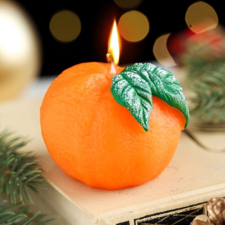Decorative candle "Mandarin with a leaf", 6x6x5 cm