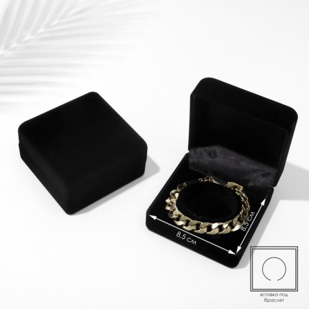 Velvet case under the bracelet/clock "Classic", 9 × 9, black color