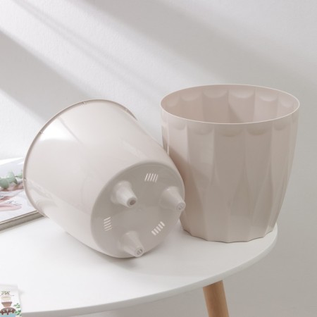 Kashpo for flowers with an insert “flute”, 4.5 l, d = 20 cm, h = 20 cm, beige color-3