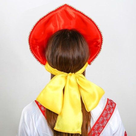 Kokoshnik "Cinema Golden"-1