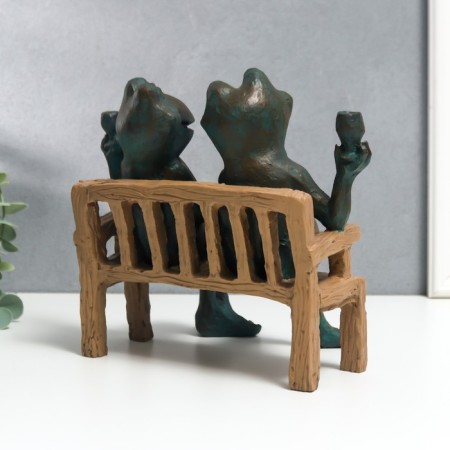 Polystone souvenir "Two frogs with glasses, on the bench" 20x16x21 cm-3