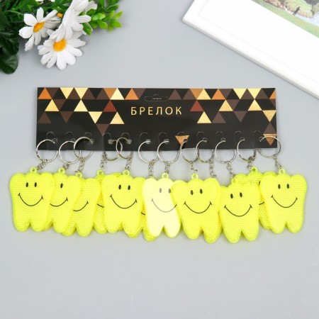 Tile plastic reflective catfote "Tooth Smail" 5x6.5 cm-2