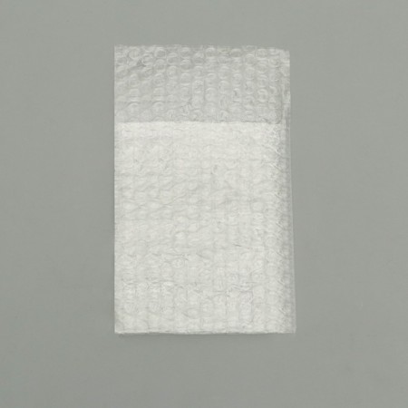 A package of runway with a valve, p/e, unpainted, 3 layers, 22 x 26 + 5 cm-2