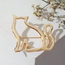 Brooch 