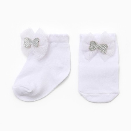 Twins are nursery, white color, 0-6 months