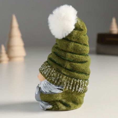 Souvenir Polystone "Grandfather Frost" Red-Green 7x6.5x12 cm-3