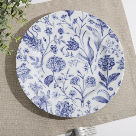 Porcelain plate "Beatrice", d = 24 cm