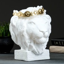 The piggy bank 