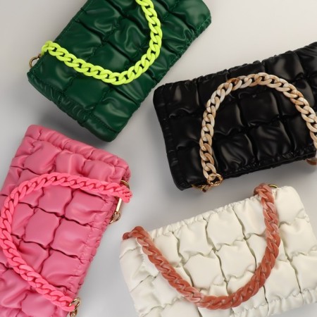 A chain for a bag, plastic, with carbines, 23 × 17 mm, 68 cm, neon yellow/gold color-4