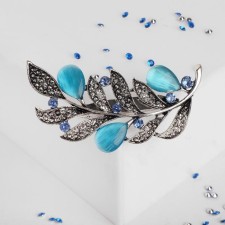 Brooch 