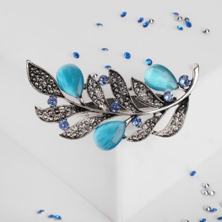 Brooch "Victor with leaves", the color of blue in black silver