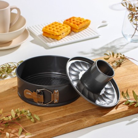 Baking form "German mini-kex", d = 18 cm, removable bottom, anti-stick coating, black-2