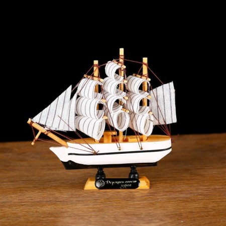 Souvenir small “Pilgrim” souvenir ship, mix, 3 × 13.5 × 15.5 cm 5641