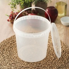 A plastic disposable bucket with a lid, 2.8 liters, d = 17 cm, transparent, 120 pcs/units.
