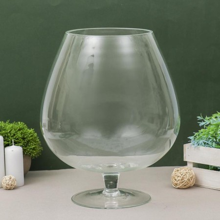 Vase "Brandy" glass on the leg h = 35x29.5cm, d = 16.5cm, v = 12 l 2525 transparent
