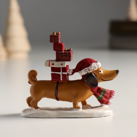 Polystone souvenir "Dachshund in the hat carries gifts" 8x2.5x6.5 cm