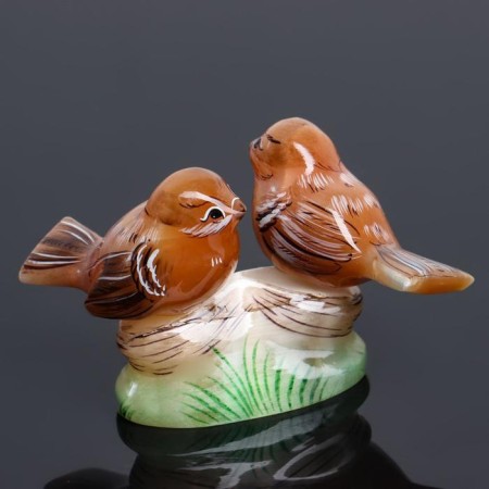 Souvenir sparrow-pair, 6x11 cm, selenite