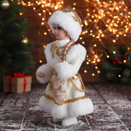 Snow Maiden "in a magnificent fur coat" with golden jewelry, 14x30 cm-1