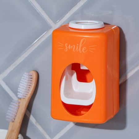 Mechanical toothpaste dispenser “Smile”, 9.5 x 5.8 cm.-1