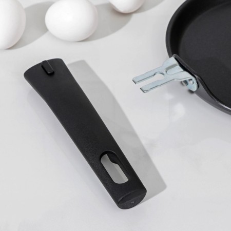 The pan -pancake “Tradition”, D = 20 cm, removable handle, anti -stick coating, black color-4