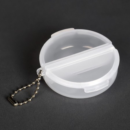 Organizer for needlework, with a chain, 2 compartments, d = 6 × 1.7 cm, the color is transparent-1