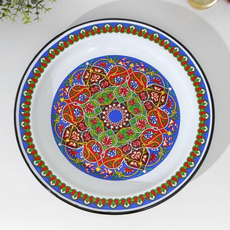 Dish with the Arabic ornament, 3 l
