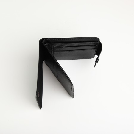 Wallet on the button, the color is green-4