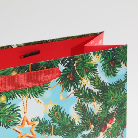 Laminated vertical "Playful kitten", M 26 x 30 x 9 cm, New Year-5