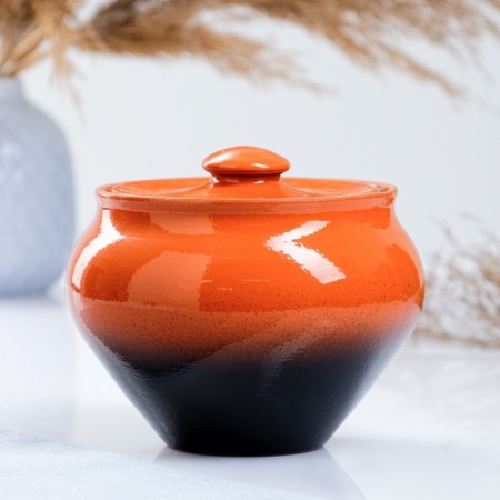 A pot of "classic" with a light lid, 0.9l