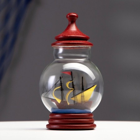 Souvenir ship in a bottle 14*8cm-2