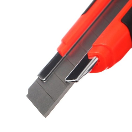 Chancellery knife 18mm, plastic, latch, rubberized, top-5