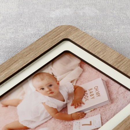 Photo frame of HDF "Our family" in 6 photos 10x15 cm (plastic screen)-2