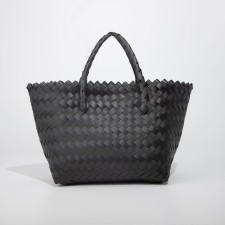 Bag Female Tout without fastening, black color
