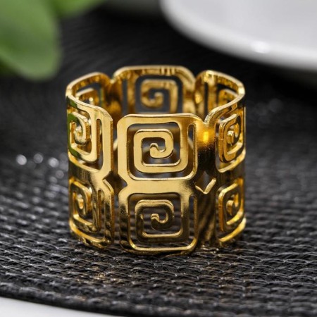 Ring for the Greek napkin, 4 × 3.5 cm, gold color