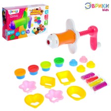 Game set with a mass of modeling 