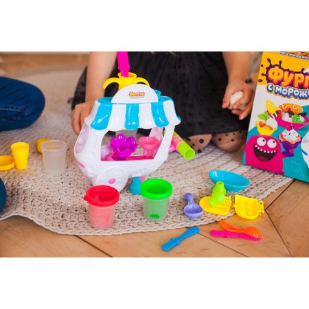 Set for playing with plasticine "Van with ice cream"-6